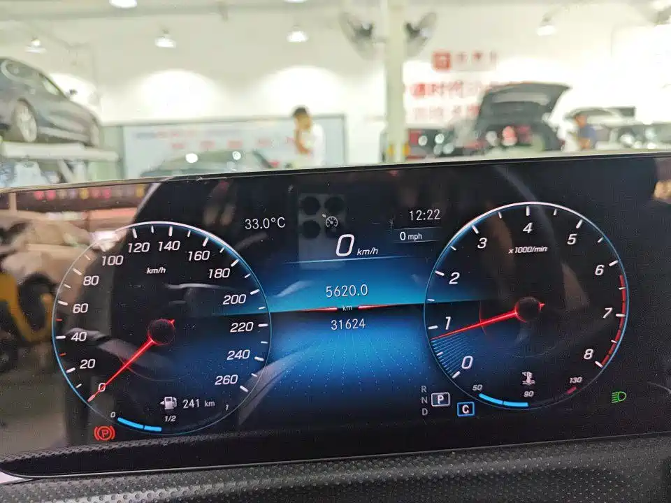 Mercedes-Benz A-Class 2022 A 180 L фото 7
