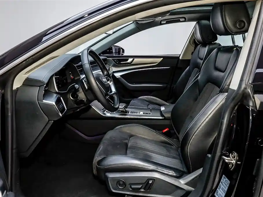 Audi A7L 2024 45TFSI S-line Dream Edition Crystal Package фото 9