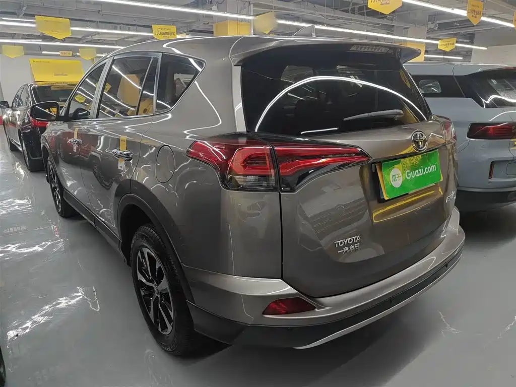 Toyota RAV4 Rongfang 2016 2.0L CVT 2WD Smart (China V) фото 23