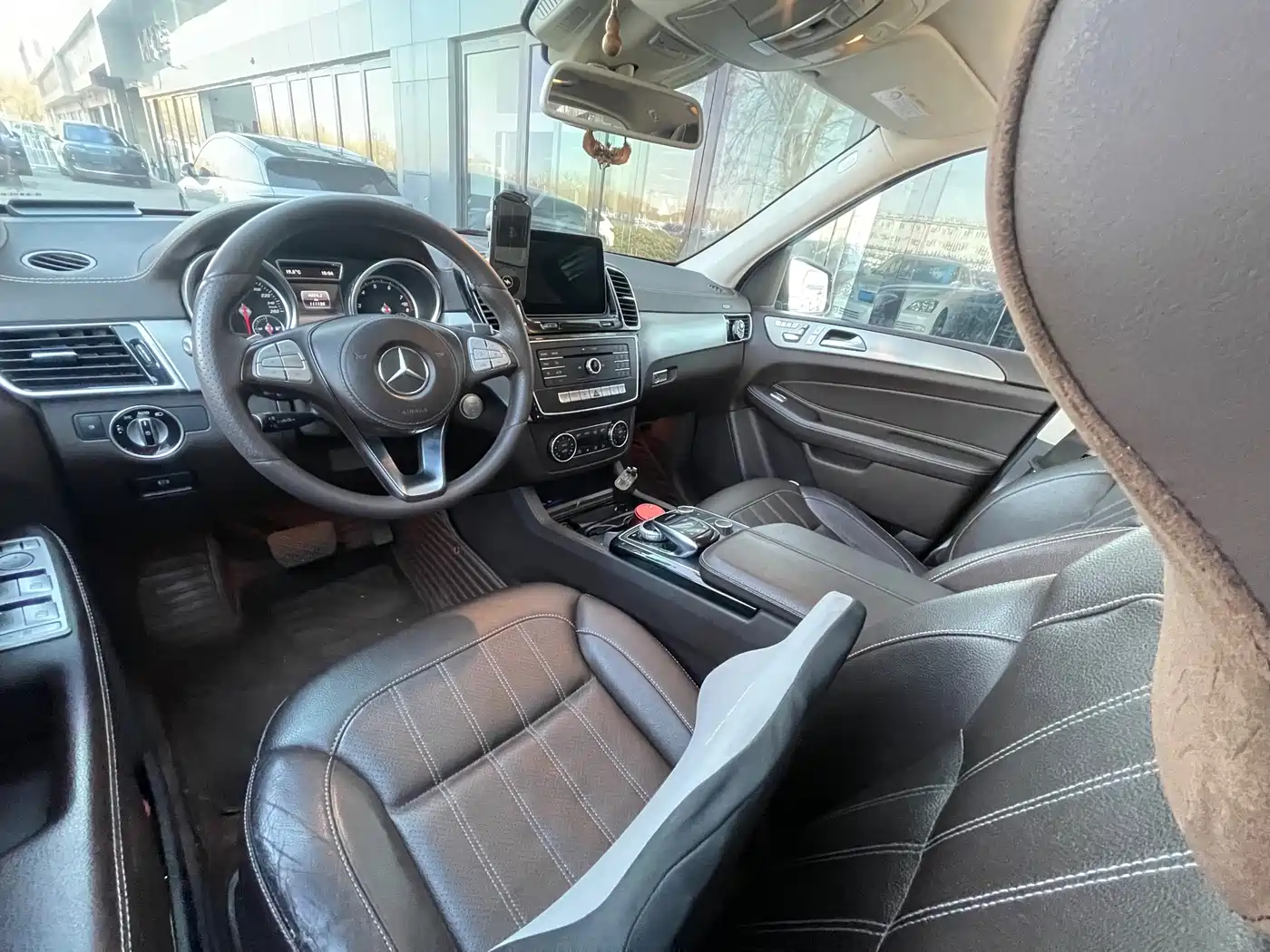 Mercedes-Benz GLS 2016 GLS 400 4MATIC Dynamic фото 9