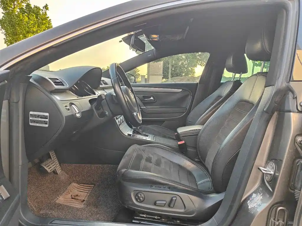Volkswagen FAW-Volkswagen CC 2013 1.8TSI Premium фото 8