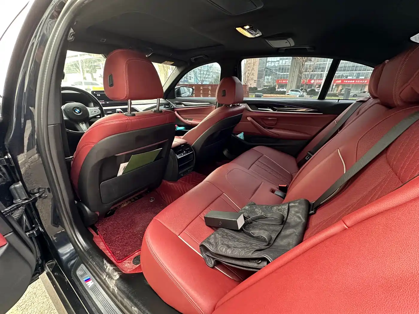 BMW 5 Series 2022 Model Second Facelift 525Li Luxury Package фото 9