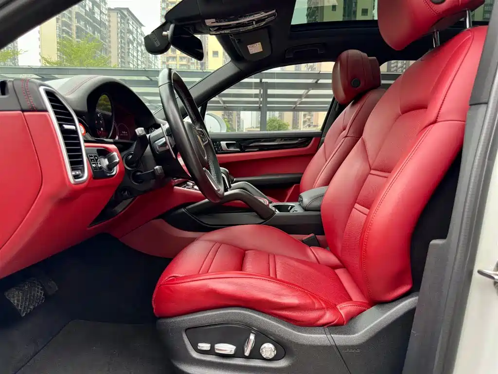 Porsche Cayenne 2018 Cayenne 3.0T фото 9