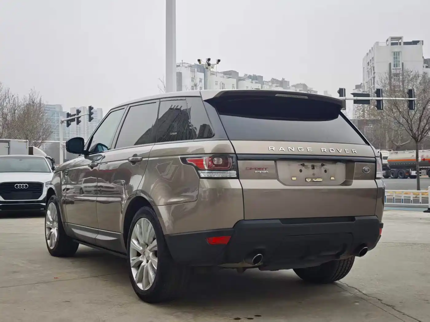 Land Rover Range Rover Sport 2015 3.0 SC V6 HSE DYNAMIC фото 7