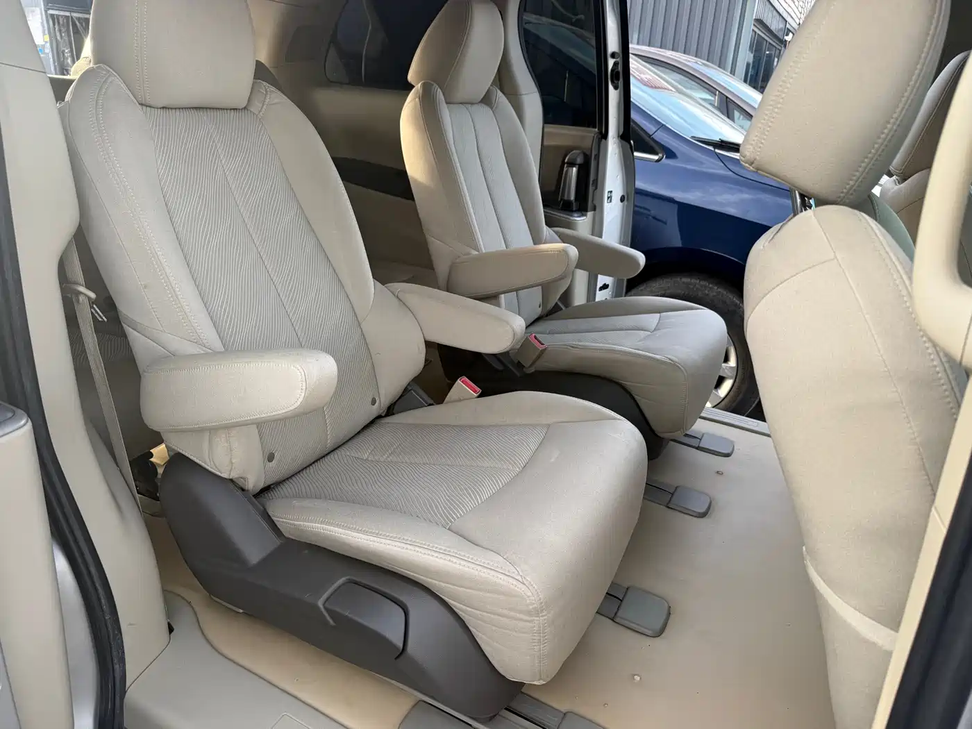 Buick GL8 2013 2.4L CT Luxury Business Comfort Edition фото 12