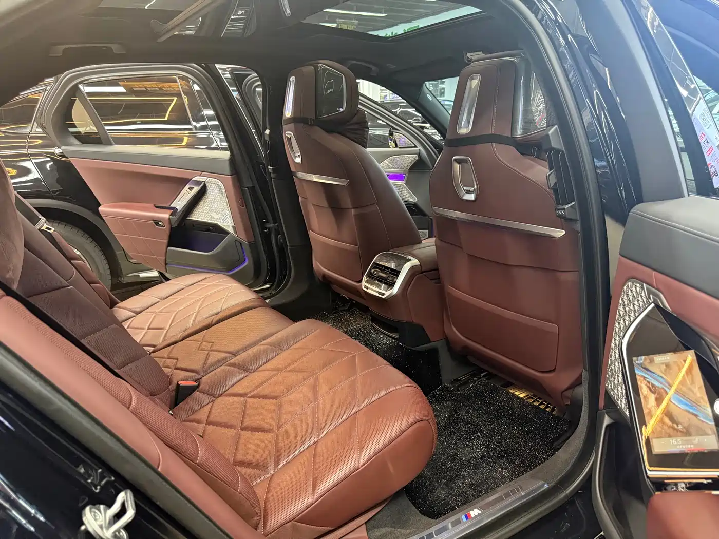 BMW i7 2023 eDrive50L Premium M Sport Package фото 11