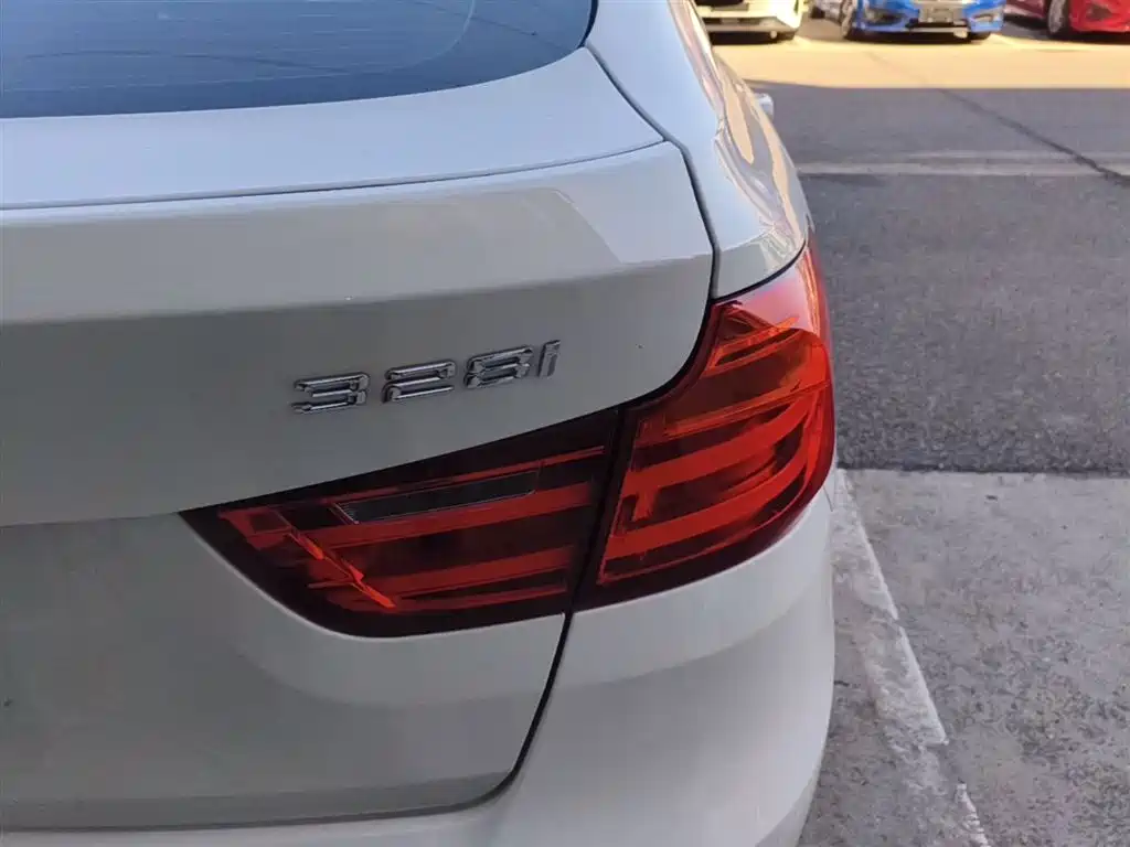 BMW 3 Series GT 2013 Model 328i Style Design Package фото 8