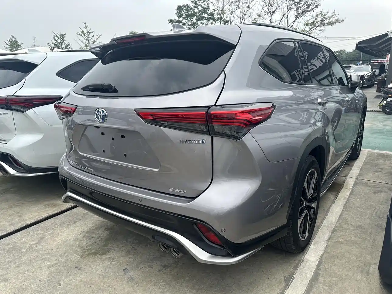 Toyota Crown Kluger 2021 2.5L HEV AWD Flagship Edition фото 14