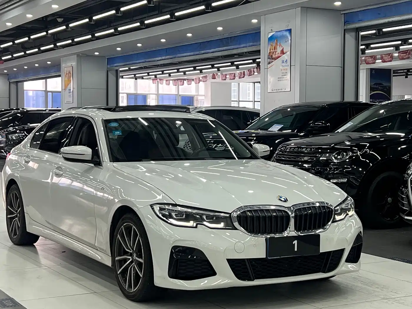 BMW 3 Series 2020 320Li M Sport Package фото 3