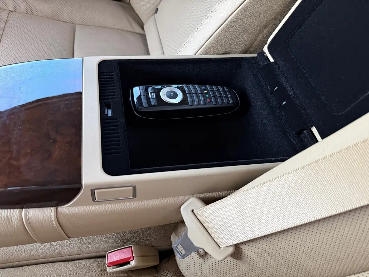 Mercedes-Benz S-Class 2012 S 300 L Luxury Grand Edition фото 17
