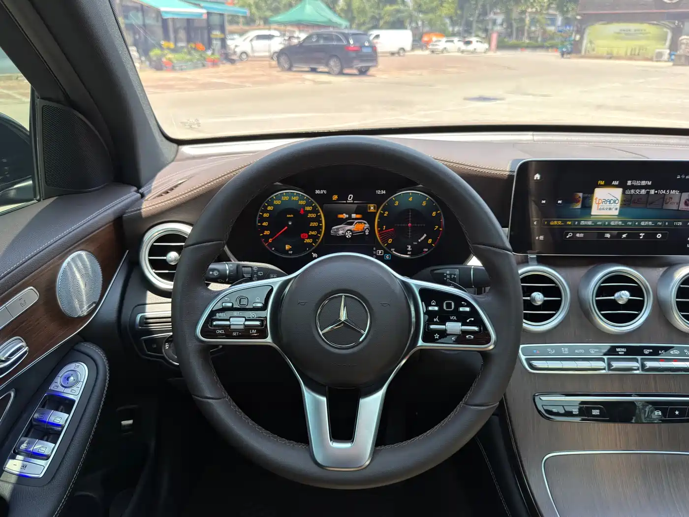 Mercedes-Benz GLC 2021 GLC 300 L 4MATIC Sporty фото 9