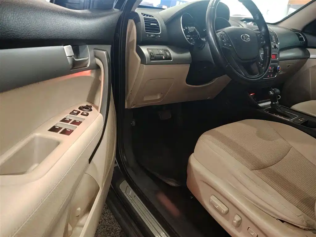Kia Sorento 2013 2.4L 5-seat Gasoline Comfort (China IV) фото 12