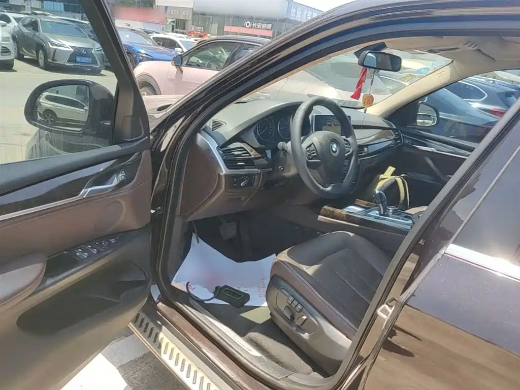 BMW X5 (Import) 2015 xDrive28i фото 16