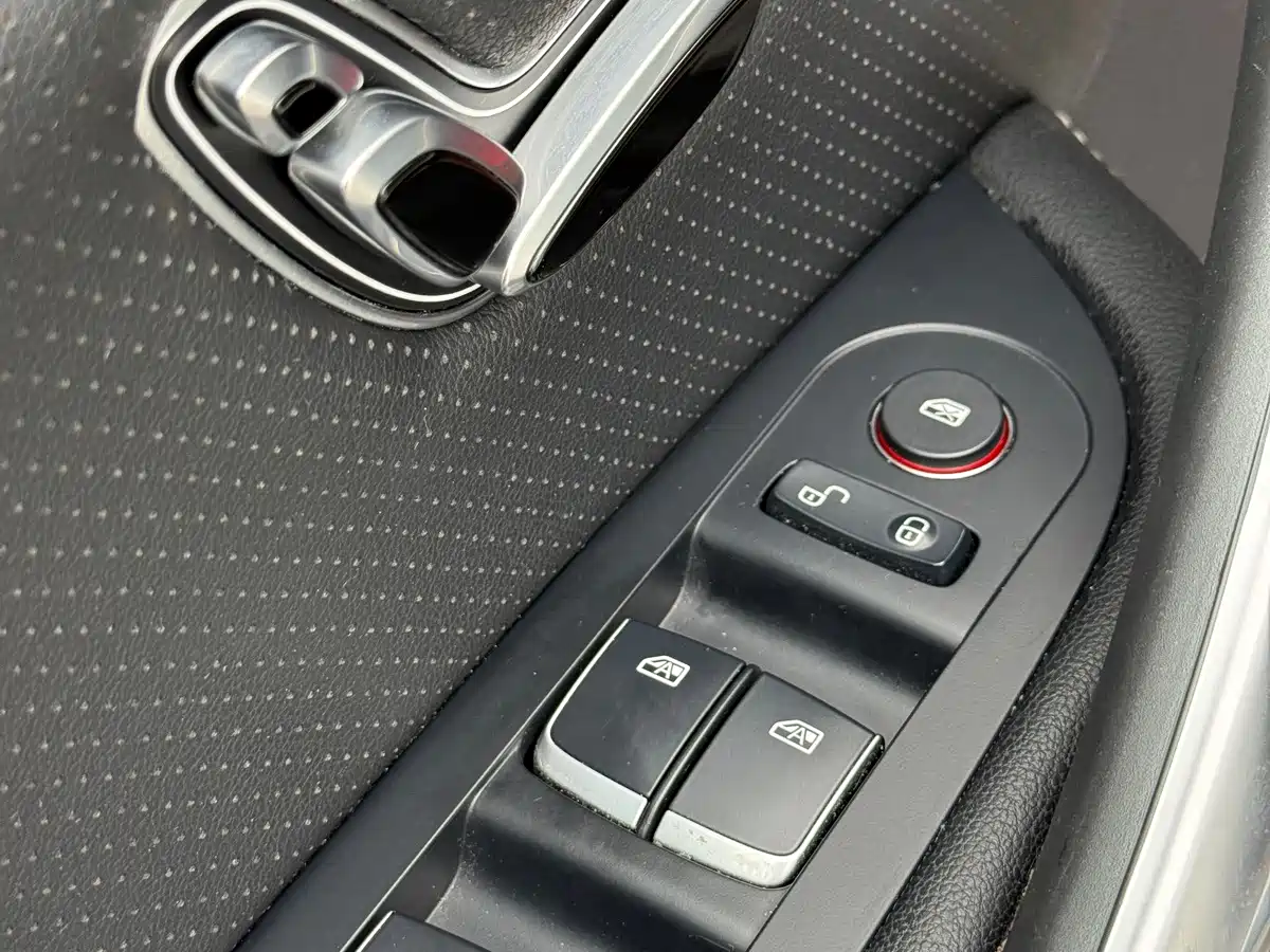 BYD Song New Energy 2018 2019 Song DM 1.5TID Smart Connection Sharp Premium