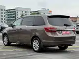 Фото 5 - Buick GL8