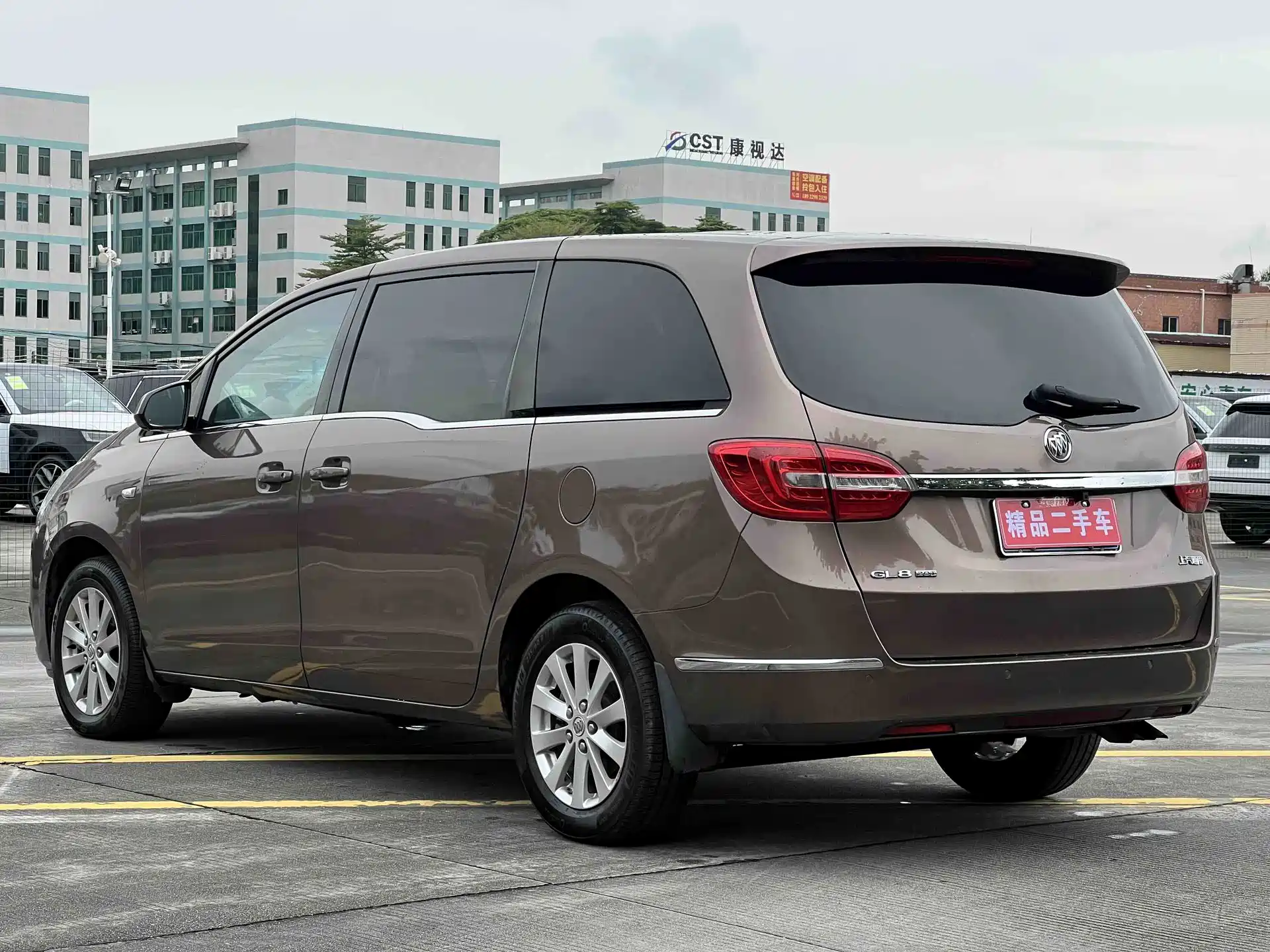 Фото 5 - Buick GL8