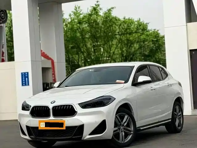 BMW X2 sDrive25i, M внедорожный пакет