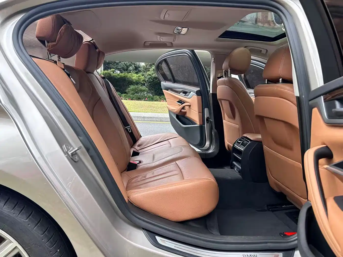 BMW 5 Series 2018 528Li Launch Special Edition фото 9