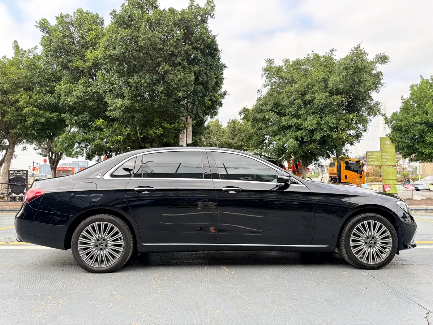 Mercedes-Benz E-Class 2023 E 300 L Luxury фото 4