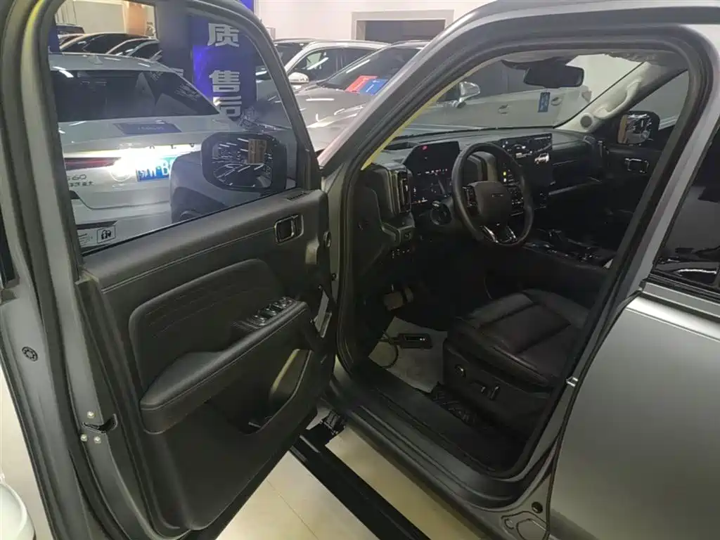 Haval Meng Long NEV 2024 Hi4 145 Cross-country Edition фото 16