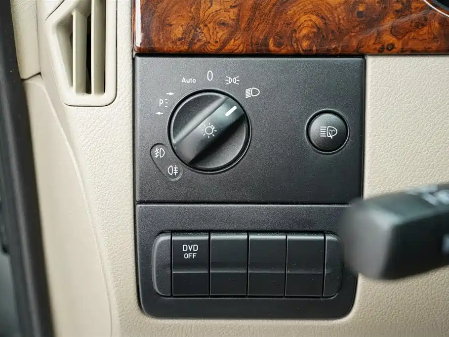 Mercedes-Benz Viano 2013 3.5L Haochi Edition фото 8