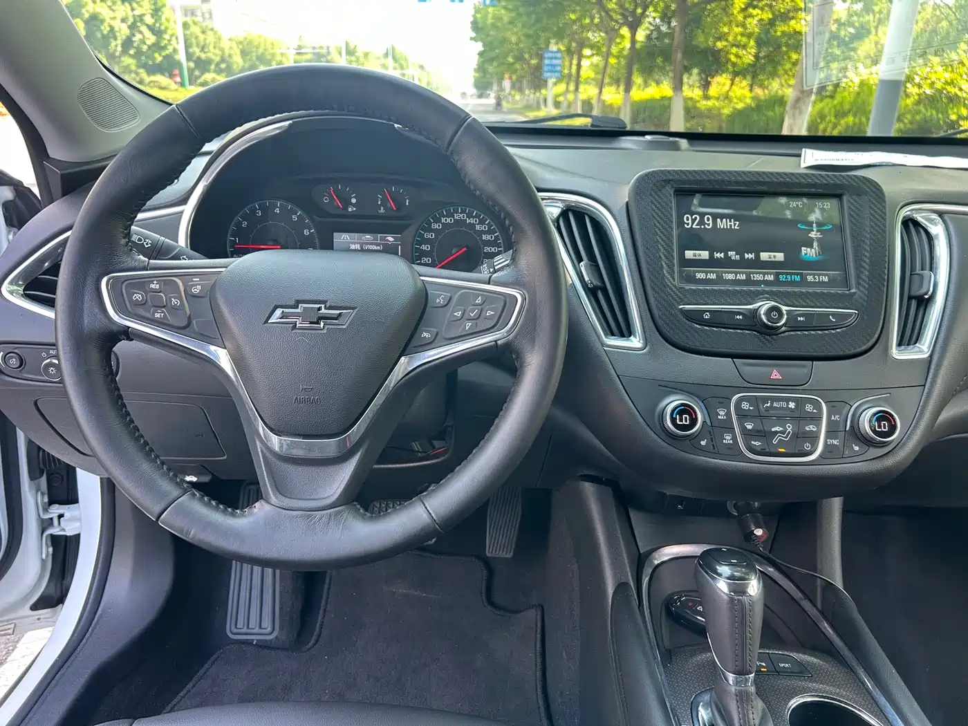 Chevrolet Malibu XL 2017 1.5T Auto Sport Edition фото 14