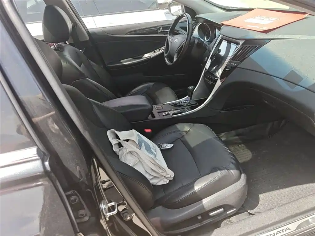 Hyundai Sonata 2014 2.4L Automatic Luxury Edition China IV фото 25