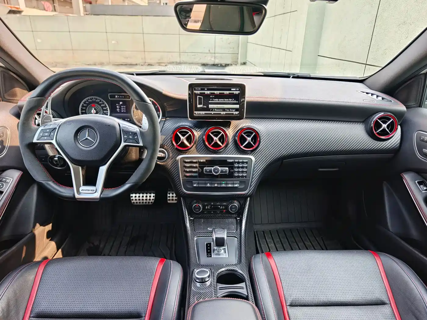 Mercedes-Benz A-Class AMG (Import) 2014 AMG A 45 4MATIC фото 4