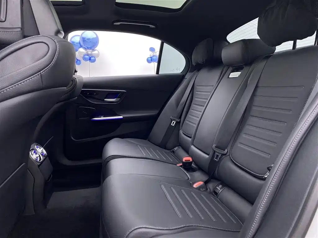 Mercedes-Benz C-Class 2023 Facelift C 260 L Sport Edition фото 7