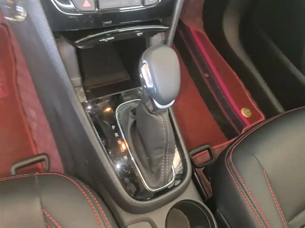 Buick Encore 2017 18T Automatic 2WD Urban Leading фото 14
