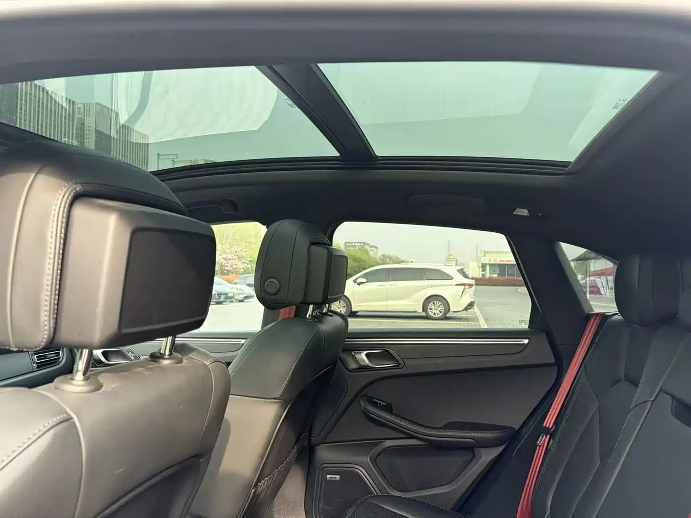Porsche Macan 2022 Macan 2.0T фото 15