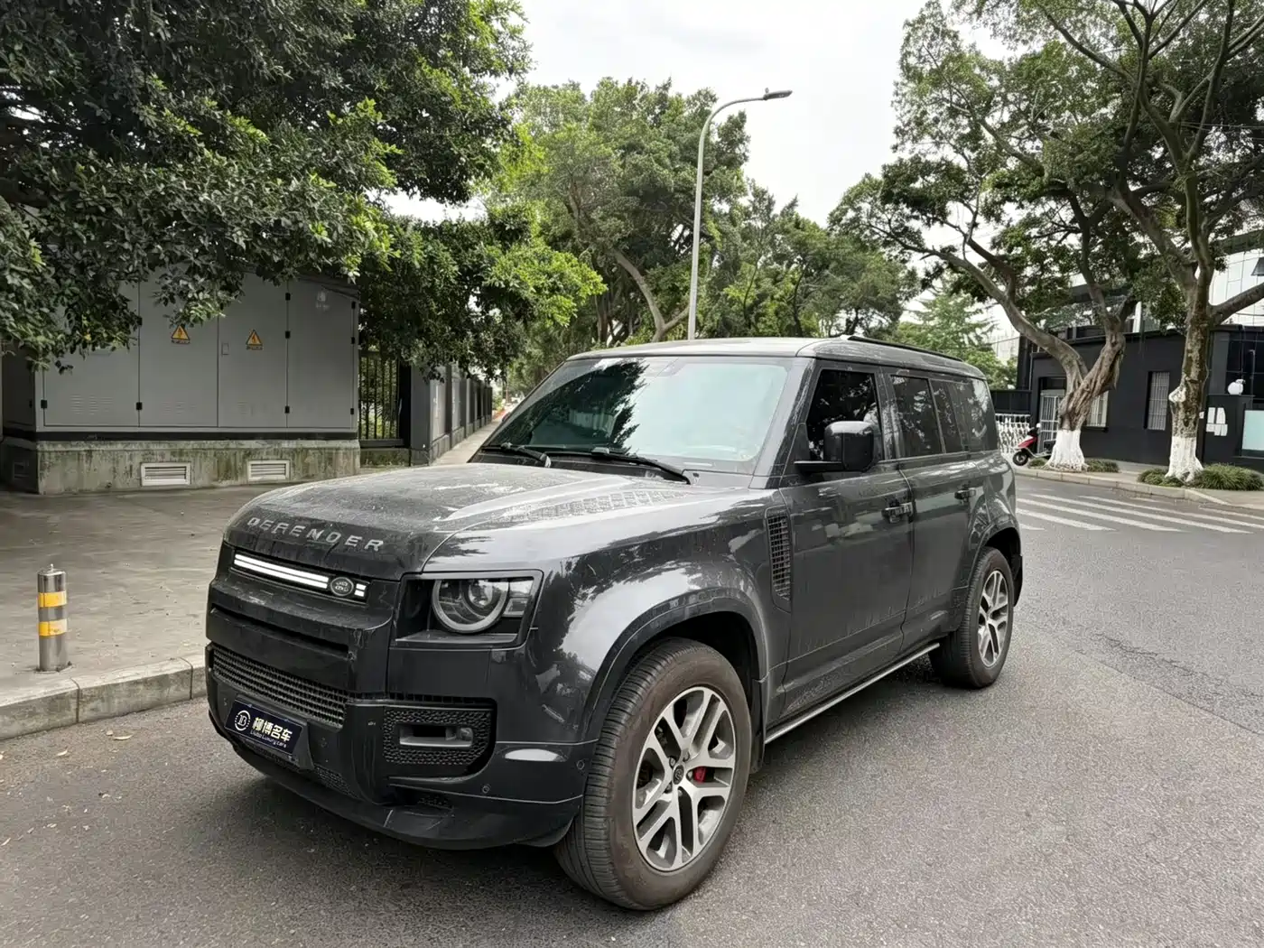 Land Rover Defender 2024 110 3.0T P400 X-DYNAMIC HSE