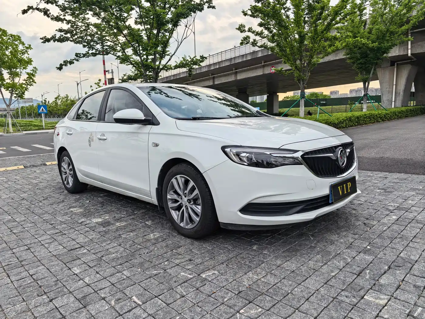 BUICK YINGLANG