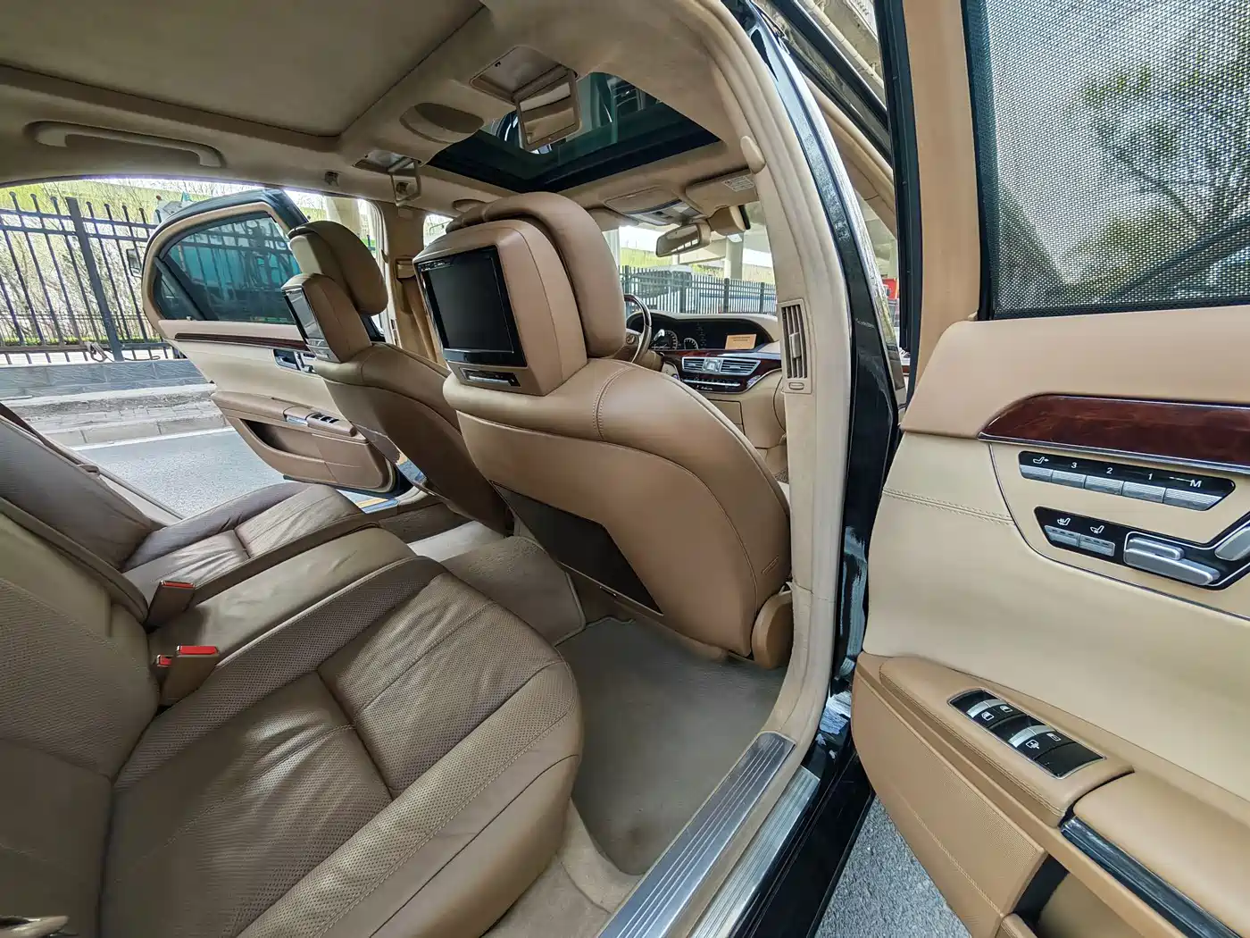 Mercedes-Benz S-Class 2008 Model S 500 L 4MATIC фото 10