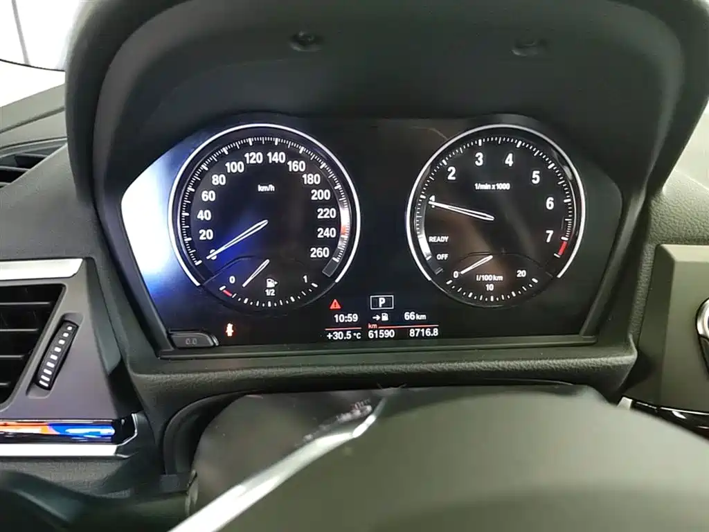 BMW 1 Series 2018 118i Sport Edition фото 12