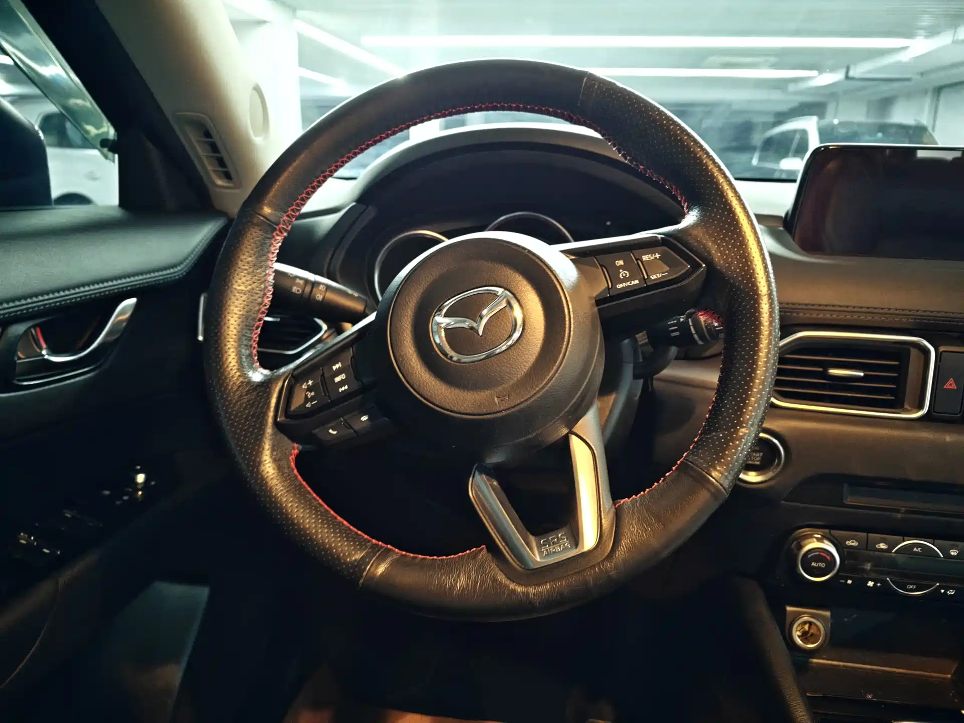 Photo 8 - Mazda CX-5