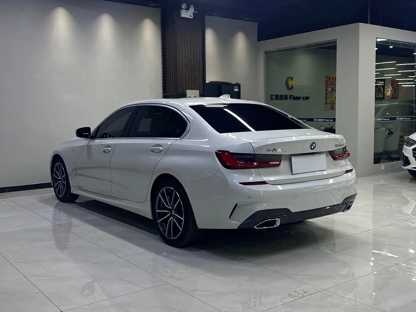 BMW 3 Series 2020 320Li M Sport Package фото 17