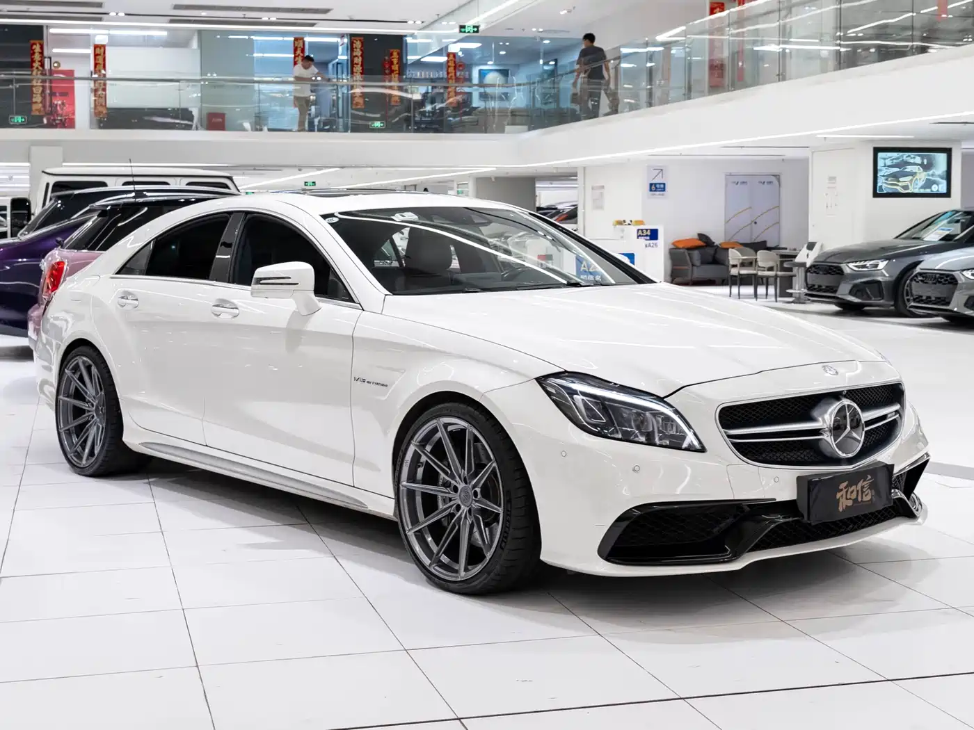 Mercedes-Benz CLS AMG 2015 AMG CLS 63 4MATIC фото 3