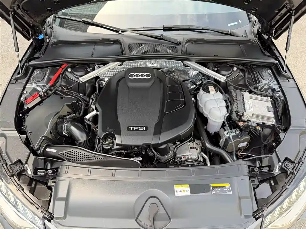 Audi A4L 2020 40 TFSI Fashion Dynamic Edition фото 14