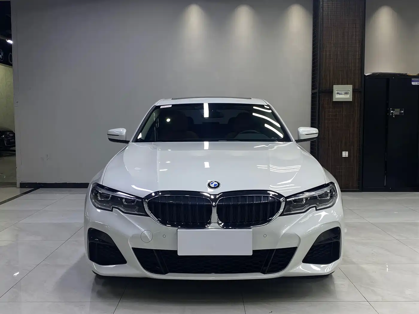 BMW 3 Series 2020 320Li M Sport Package фото 2