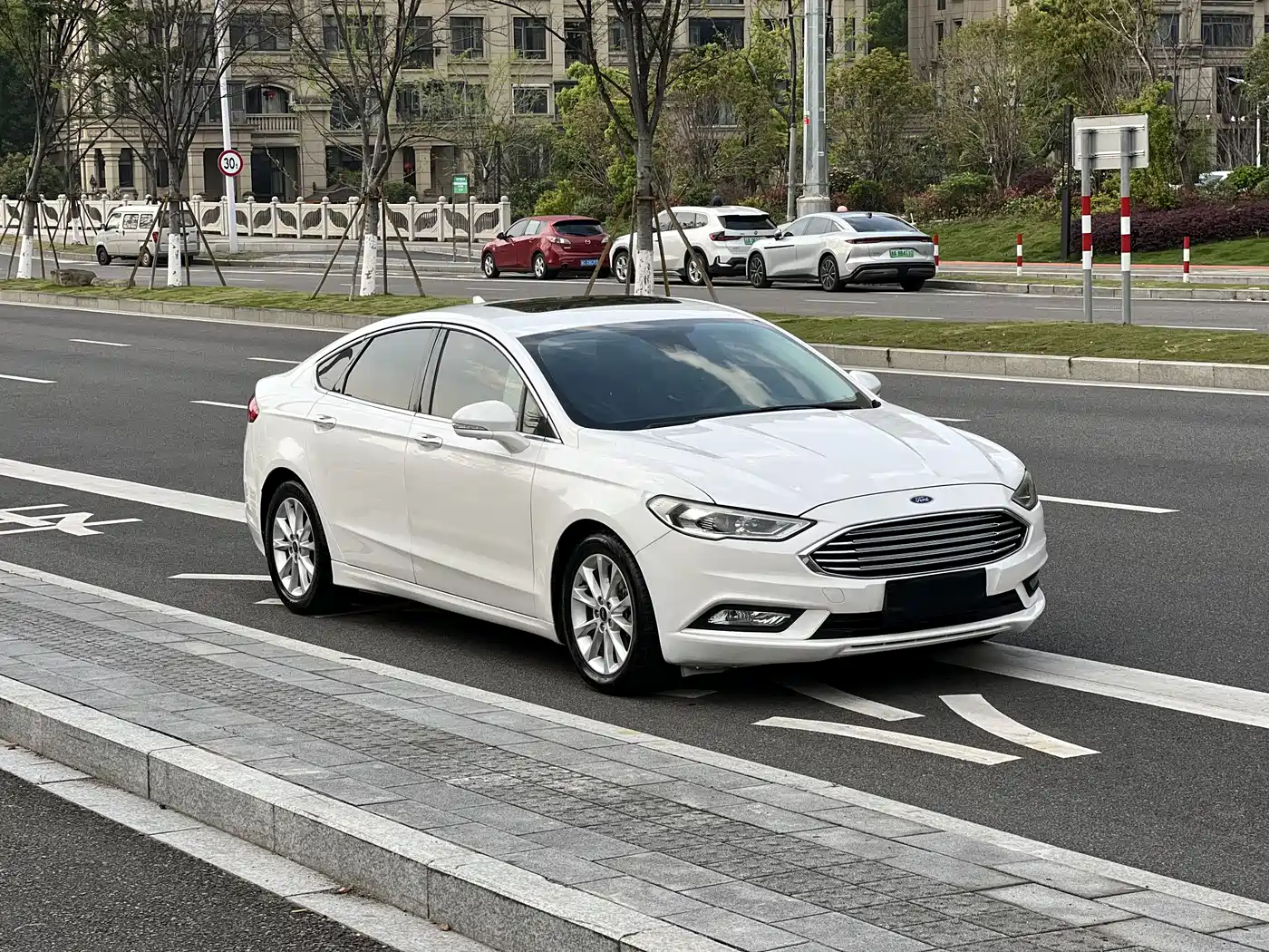 FORD MONDEO