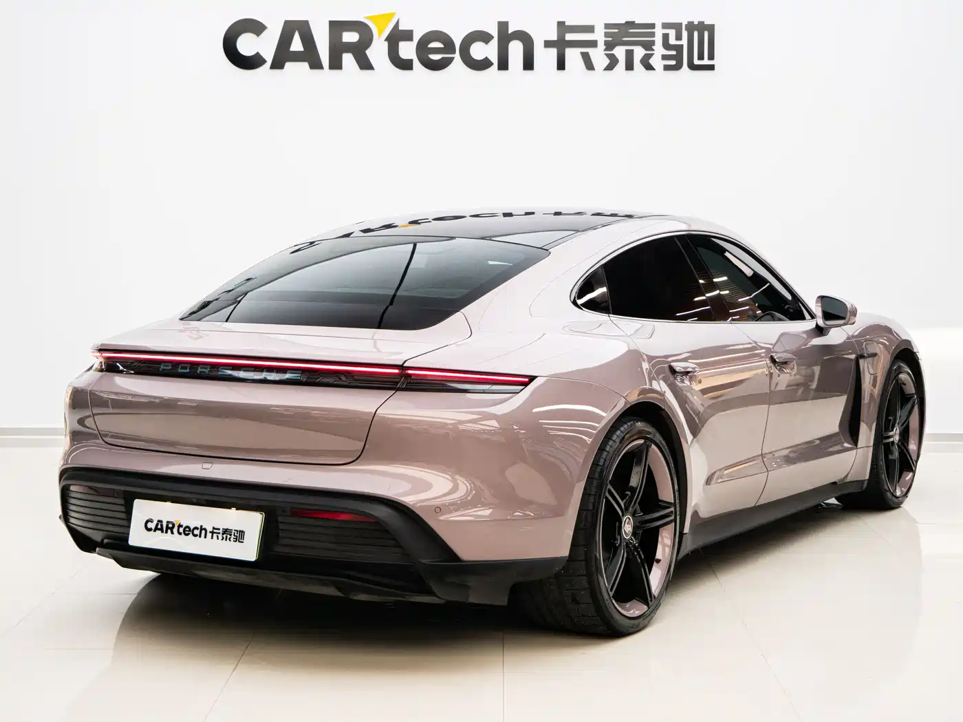 Porsche Taycan 2020 Taycan фото 5