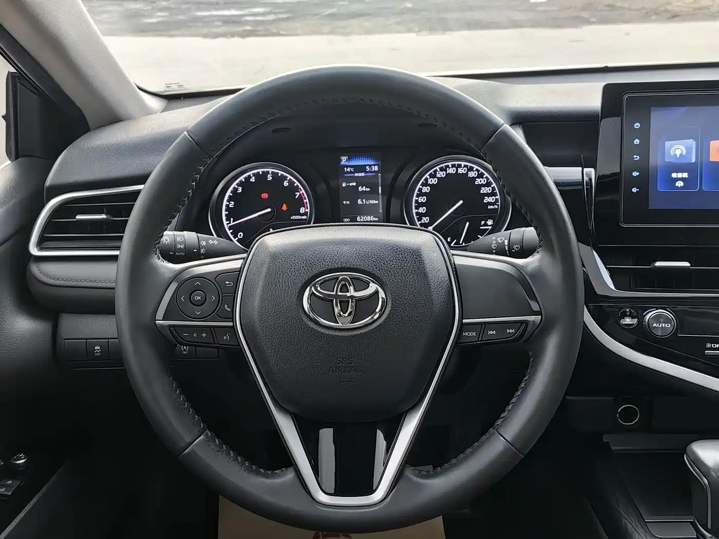 Toyota Camry 2022 2.0GVP Leading Edition фото 15