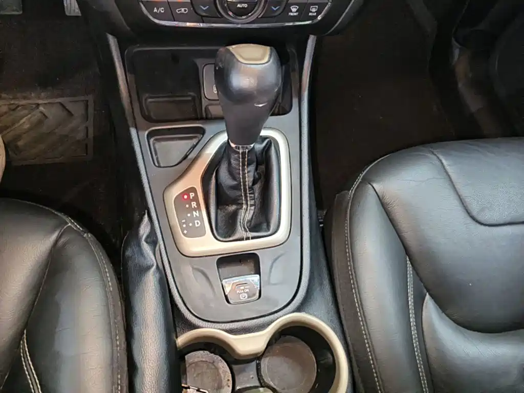 Jeep Cherokee 2018 2017 2.0L Superior Edition