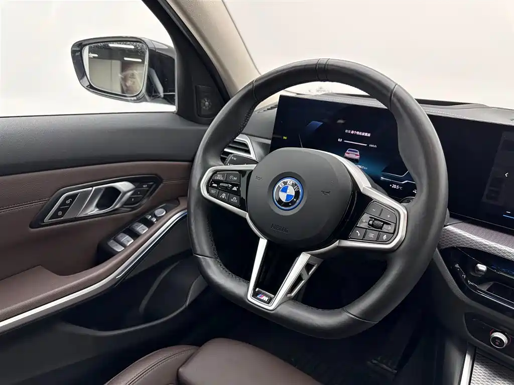 BMW i3 2025 eDrive 40 L Shadow Night Sport Package фото 10
