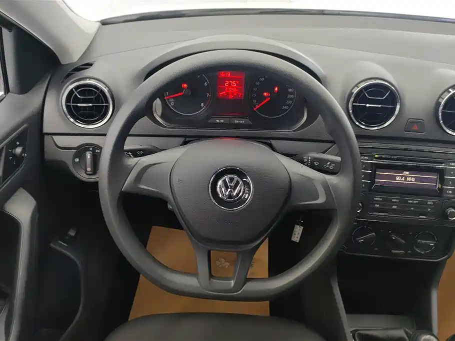 Volkswagen Jetta 2017 1.4L Manual Fashion фото 15