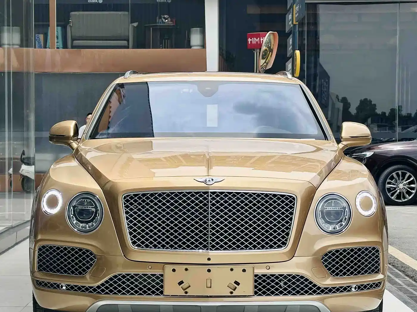 Bentley Bentayga 2018 2017 6.0T Standard Edition