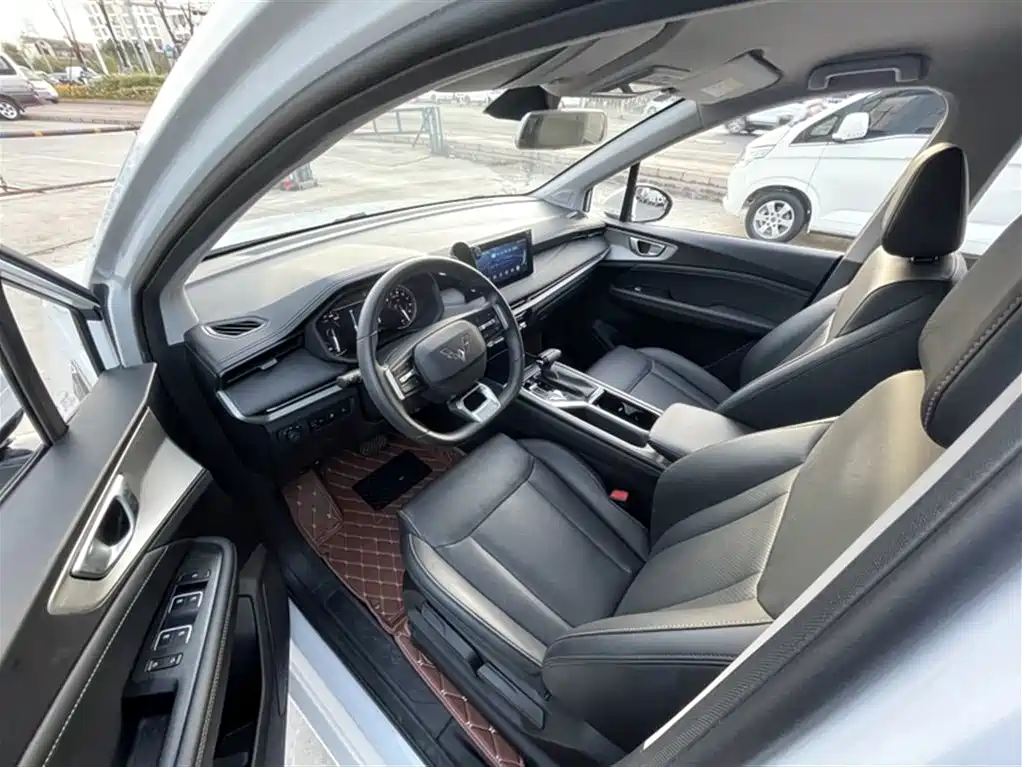 Wuling Motors Wuling Jiachen 2025 2022 1.5T CVT Smart Luxury