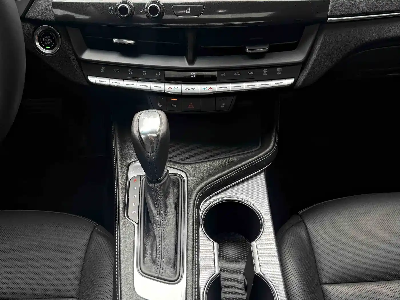 Cadillac CT4 2022 28T Luxury Model фото 16
