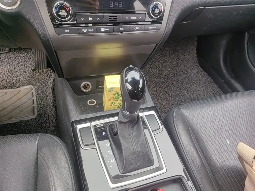 Hyundai Mistra 2016 1.8L Auto Premium DLX фото 21